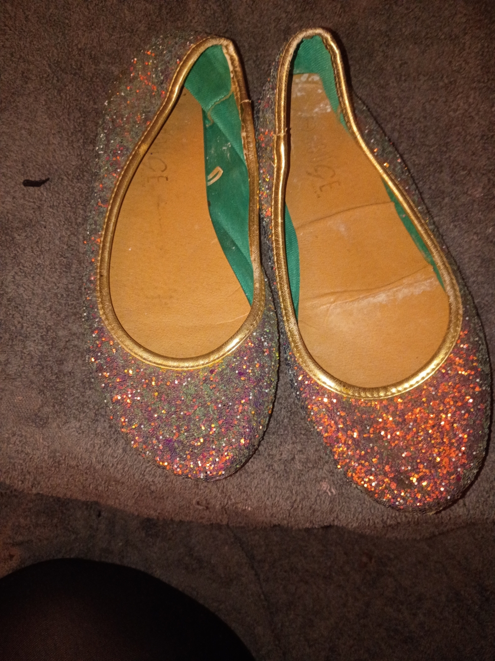 Rouge Helium Green Lined Ballet Flat with Metallic Gold Trim